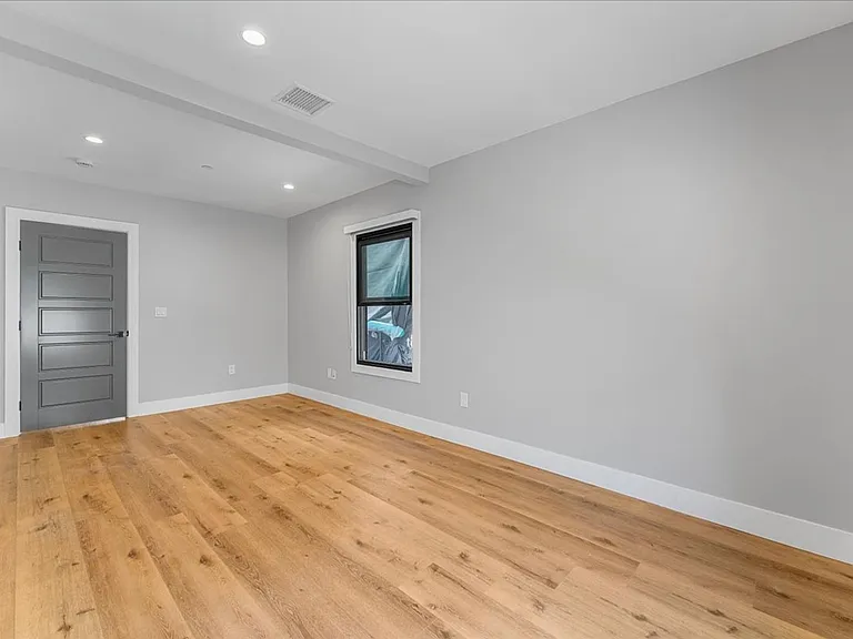 1182 West Blvd #C — Photo 8