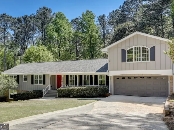 3837 Foxford Dr, Doraville, GA 30340