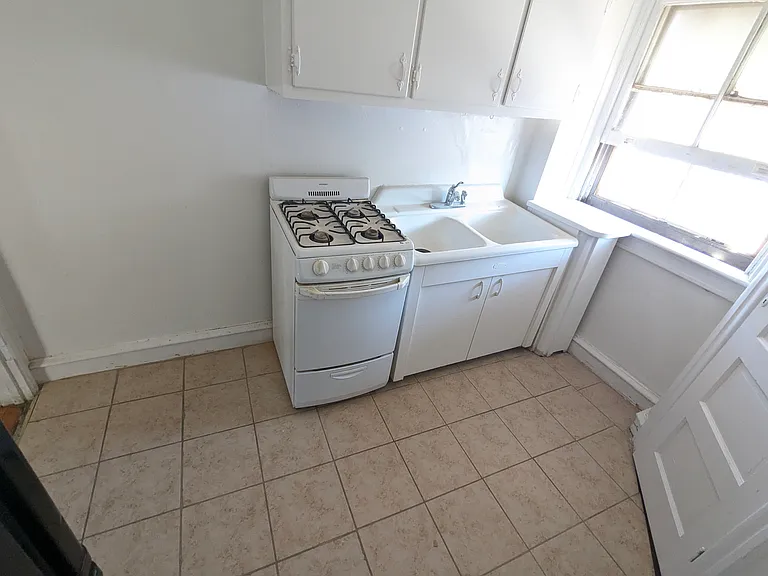 1711 Scattergood St #3 — Photo 7