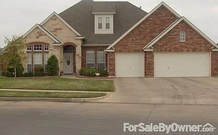3504 Stirling St. : Stone / Brick home. Nicely landscaped with sprinkler system