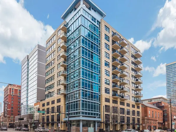 101 W Superior St APT 1204, Chicago, IL 60654