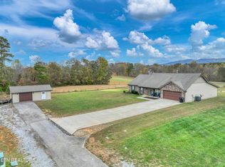 534 Roper Way, Walland, TN 37886