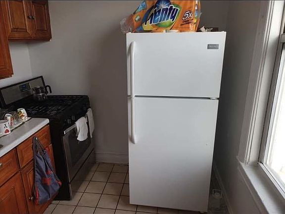 3rd image of 2217 36th St #2