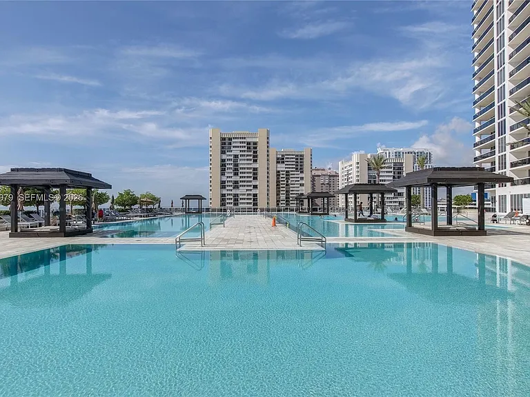 1850 S Ocean Dr #805 — Photo 14