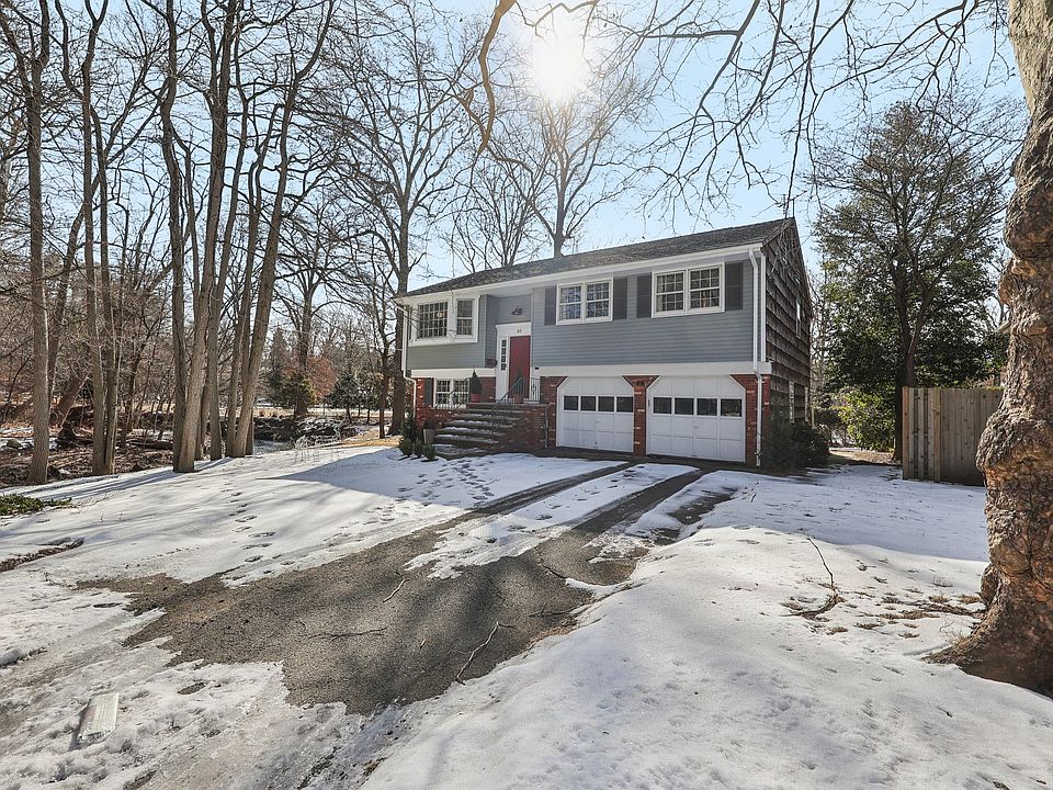 1st image of 85 Benson Ave