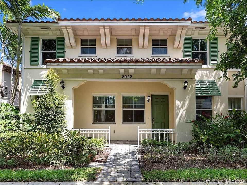 1st image of 2922 Cascada Isle Way