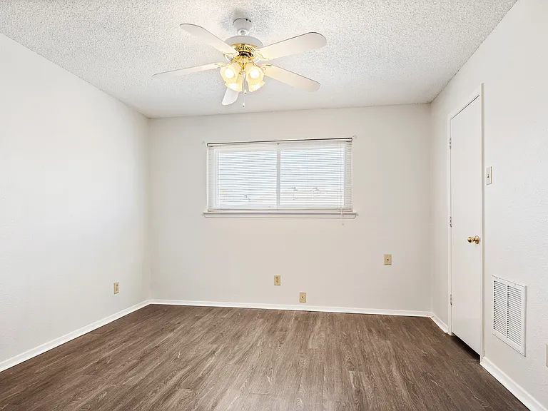 7591 Tournament Rd — Photo 21