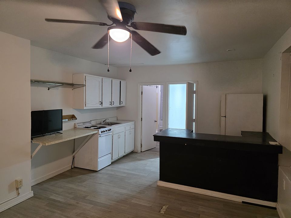 1st image of 1807 Frankford Ave Floor 2