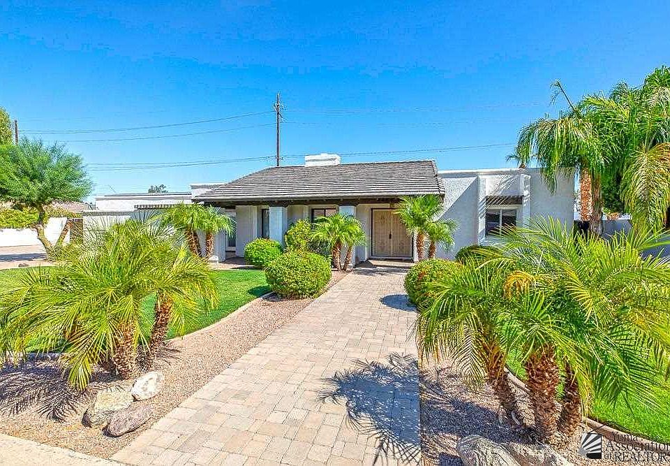1st image of 4464 W Charro Ln