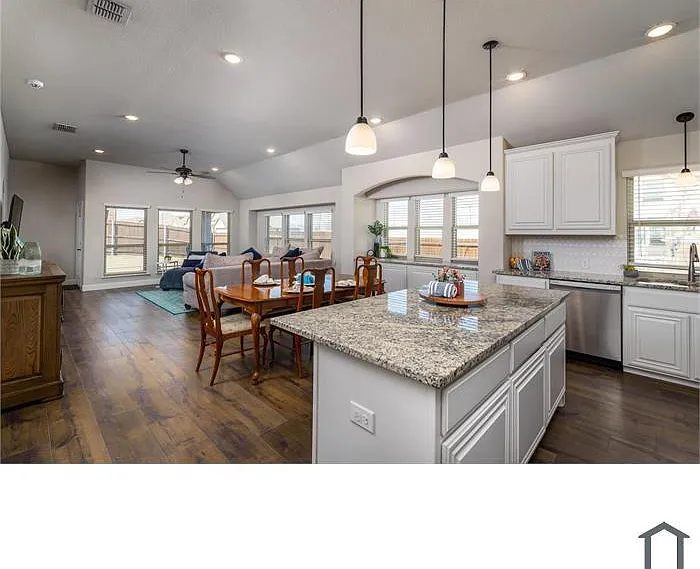3101 Southampton Dr — Photo 22