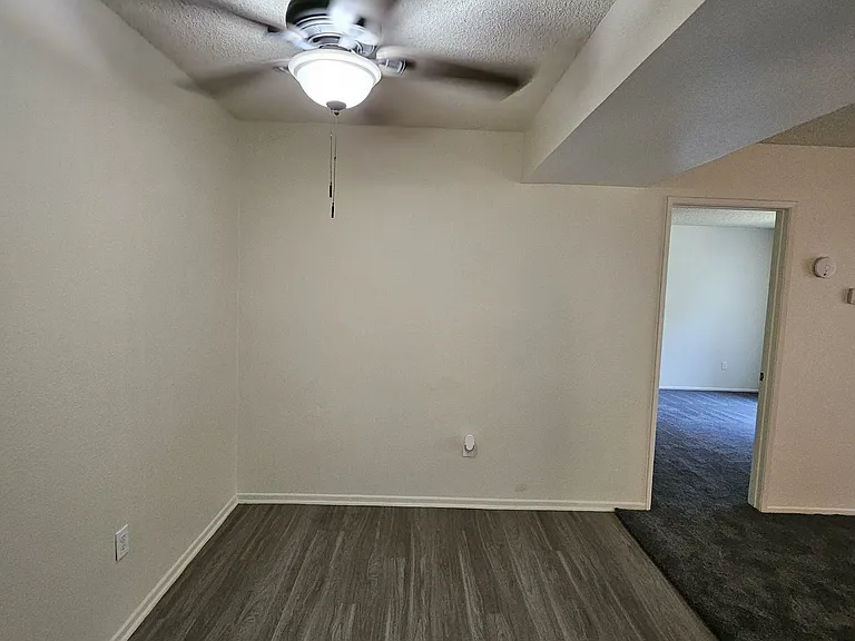 Summerwind Apartments — Photo 51