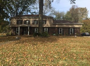 33 Narcissus Dr, Belleville, IL 62221