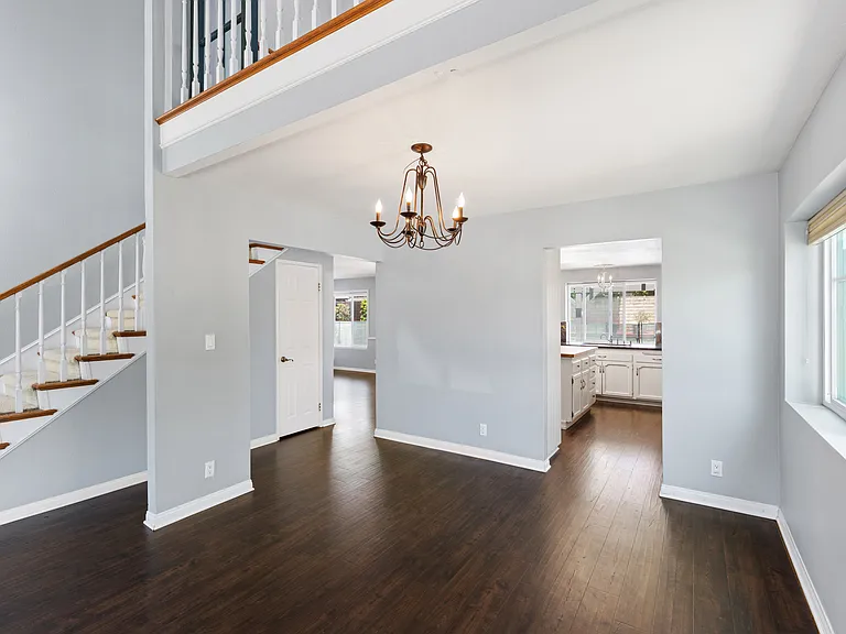 2292 Buffalo Ave — Photo 6