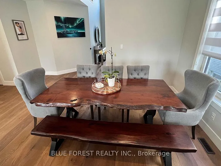 2273 Bakervilla St — Photo 4