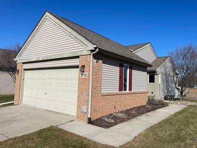 3113 Falcon Dr, Burton, MI, 48519