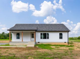 339 Oakmere Ln, Lafayette, TN 37083