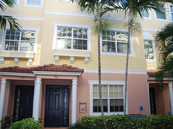 2nd image of 136 Harbors Way #136