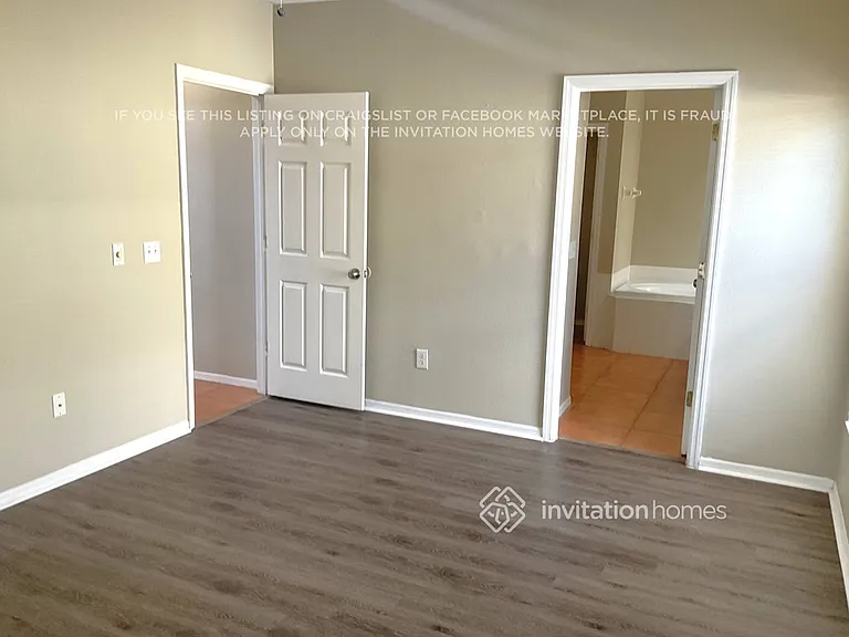 8426 Fenwick Ave — Photo 9
