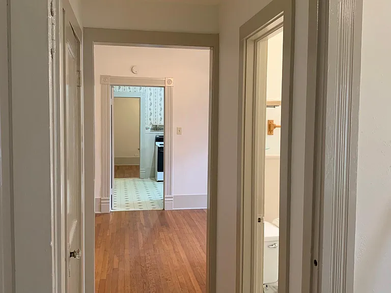 125 Adams St #1 — Photo 15
