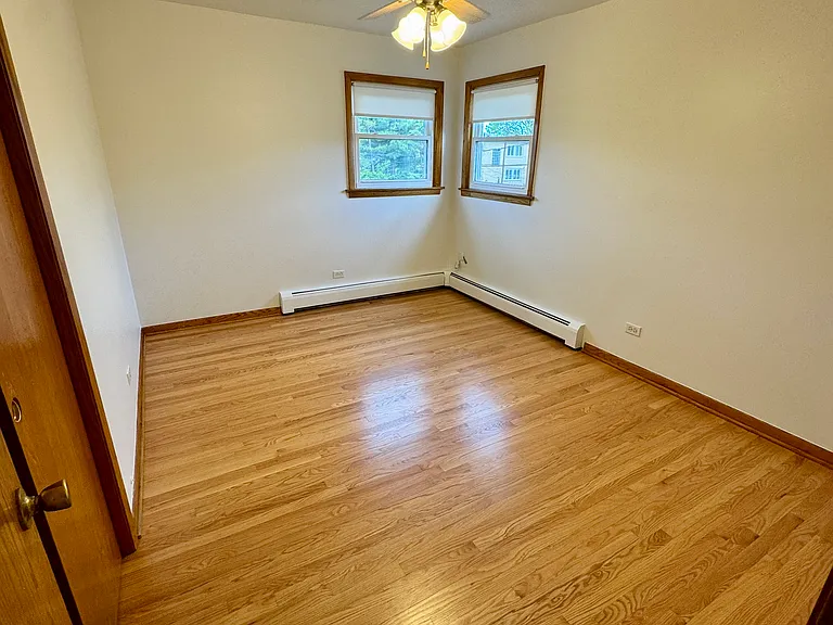 5421 W Windsor Ave #2 — Photo 13