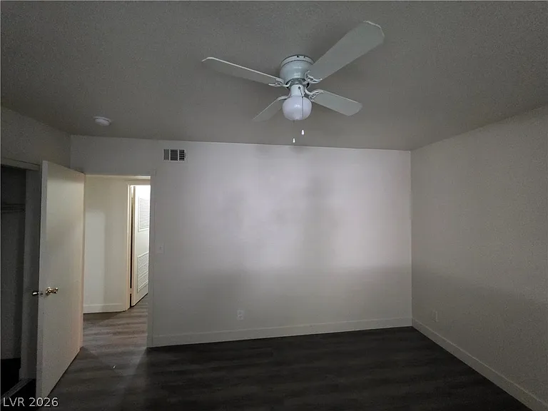 3364 Royce Ct — Photo 40