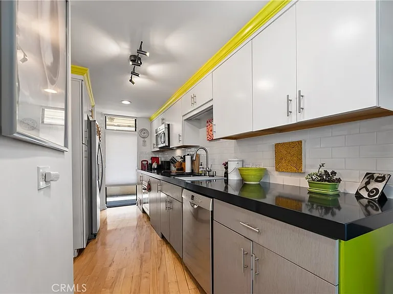 4265 Marina City Dr #511W — Photo 12