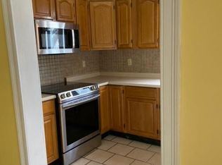 302 Lowell Ave FLOOR 2, Providence, RI 02909