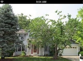 901 Chancellor Dr, Edwardsville, IL