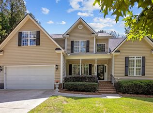 379 Cameron Dr, Raleigh, NC 27603