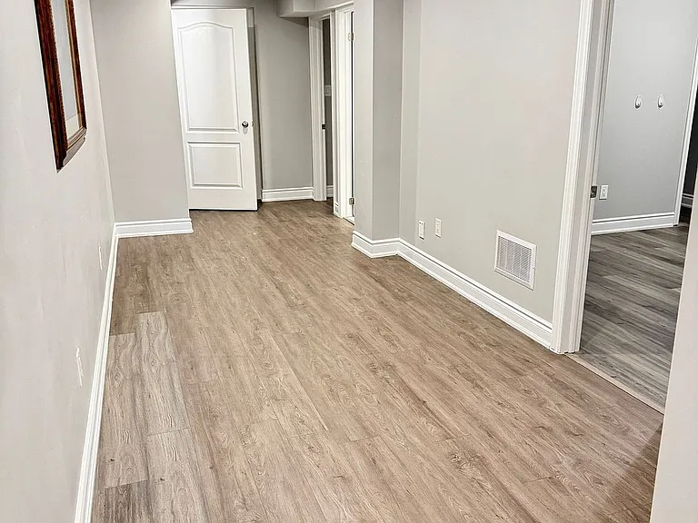 4 Gollop Cres — Photo 17