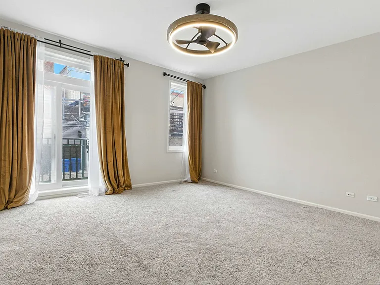 860 W Buckingham Pl #1E — Photo 16