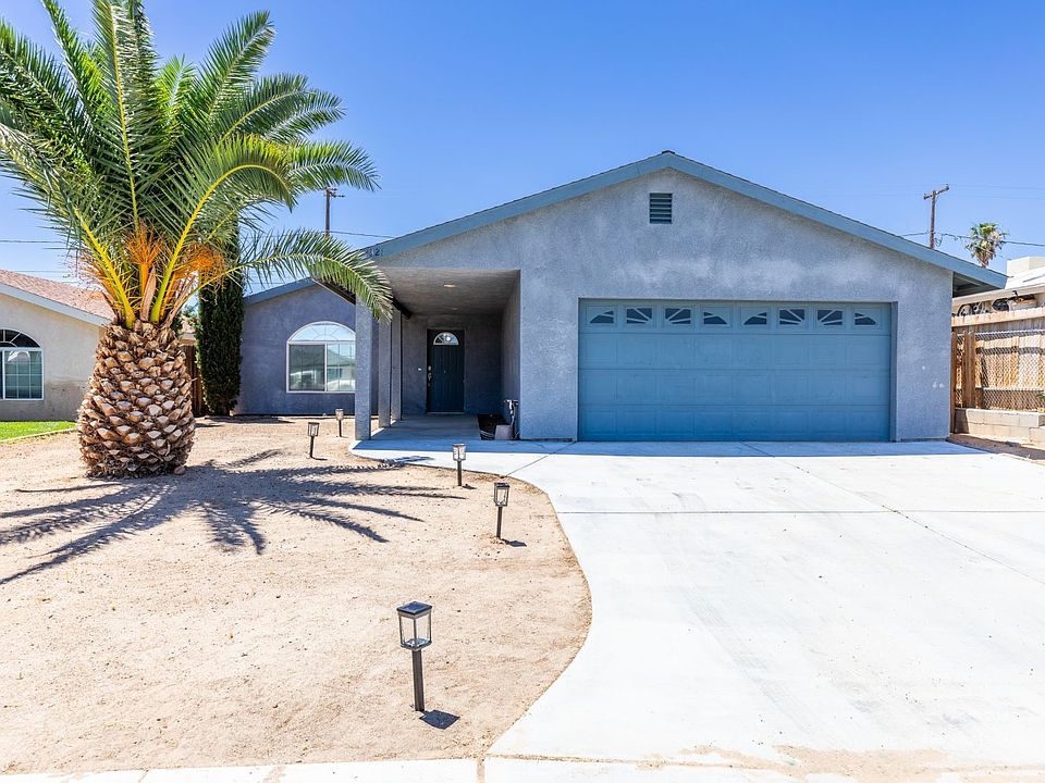 1st image of 1321 W Mariposa Ave