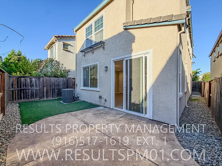 1177 Impressionist Loop — Photo 24
