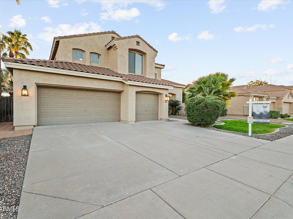 1st image of 641 W ORIOLE Way