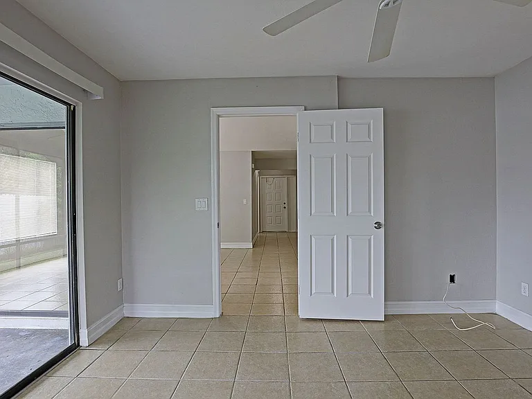 3725 Skyline Blvd — Photo 11