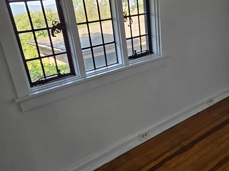 Burt St — Photo 15