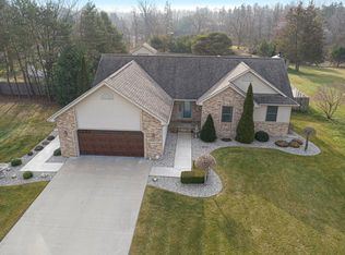 9469 Pine Needle Trl, Flushing, MI 48433