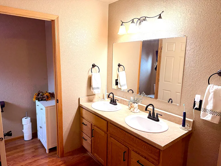 1243 Fairbanks Dr — Photo 14