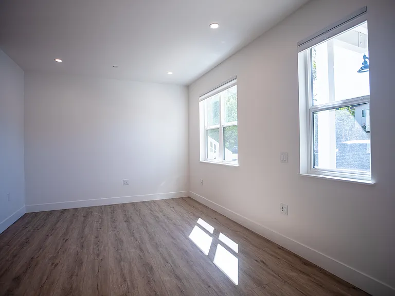 325 W Anapamu St #A — Photo 4