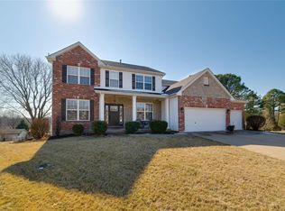 34 Pinewood Ct, Dardenne Prairie, MO 63368