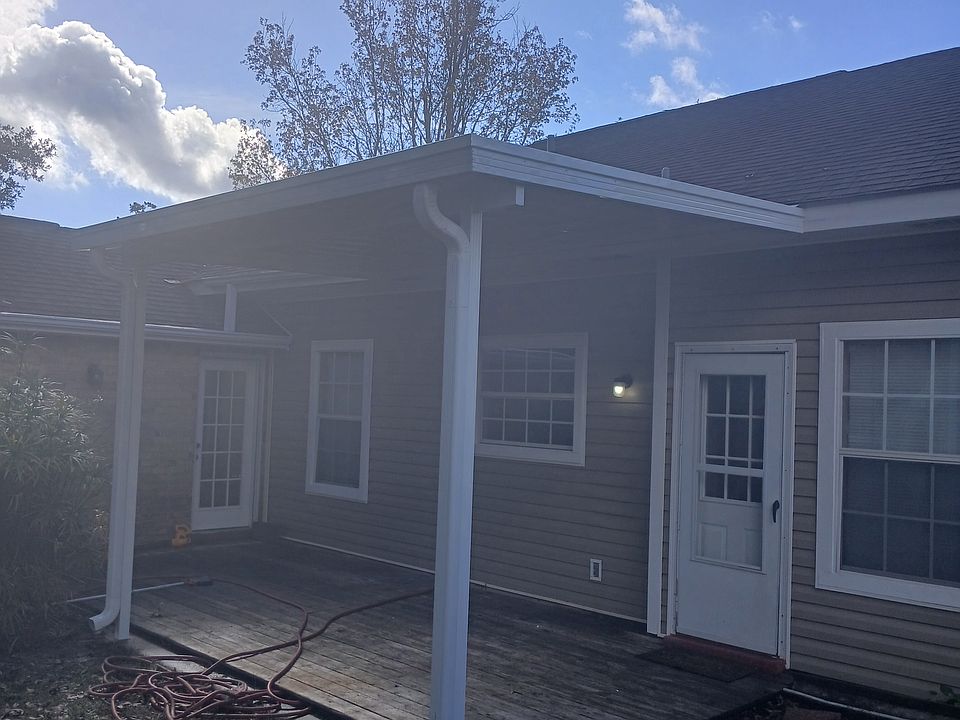 2nd image of 106 Eddie Dr