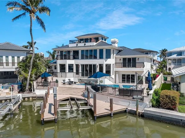 152 Conners AVE, NAPLES, FL 34108