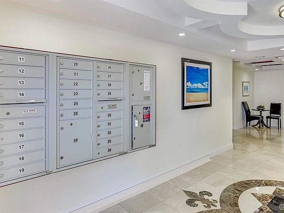 2nd image of 2201 Mariner Dr APT 206