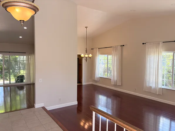 411 Port Royal Ave, Foster City, CA 94404