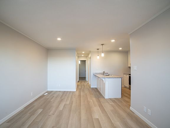 3rd image of 102 Henry Dayday Rd #1462902