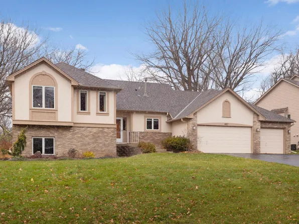 4817 Four Seasons Dr, Eagan, MN 55122