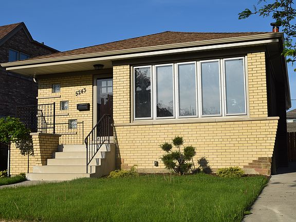 3rd image of 5243 S Moody Ave