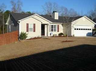 303 Channing Ct, Richlands, NC 28574