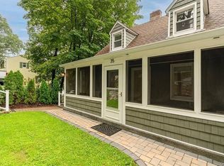35 Grove Rd, N White Plains, NY 10603