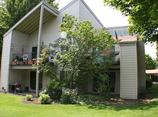 10050 SW Trapper Ter, Beaverton, OR 97008